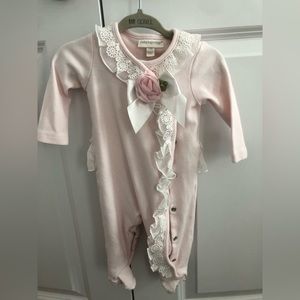 Pretty pastel pink & white infant 0-3 layette outfit
